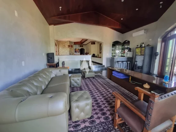 Imagem Casa alto padrão - Morro Santa Terezinha