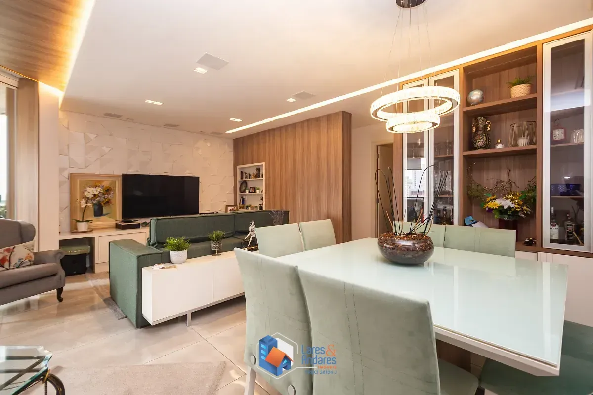 Imagem Apartamento para venda em Moema com 3 quartos, sendo 3 suítes, 121m²