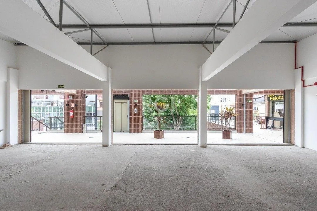 Imagem Loja para Venda - 98m², 0 dormitórios, Tristeza