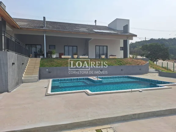 Imagem Vale dos Lagos | 3 Dorms (1 Suíte) | 6 Vagas | 399 m²