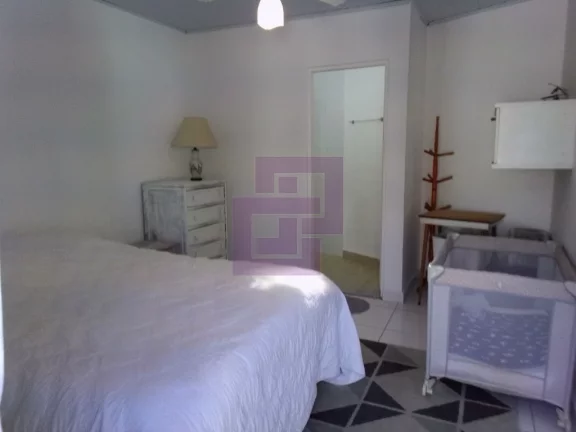 Imagem Casas / Padrão na cidade de Guarujá