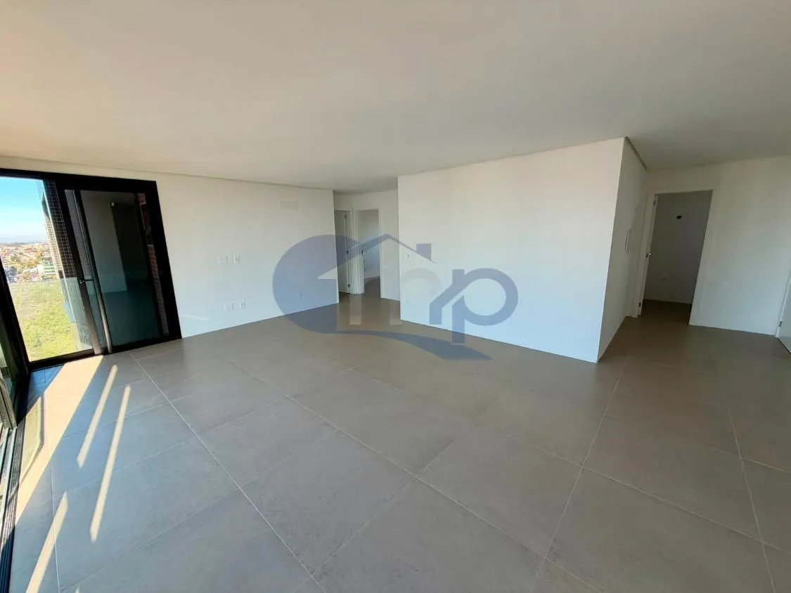 Imagem Apartamento a venda com 3 suites na Praia Grande em Torres/RS