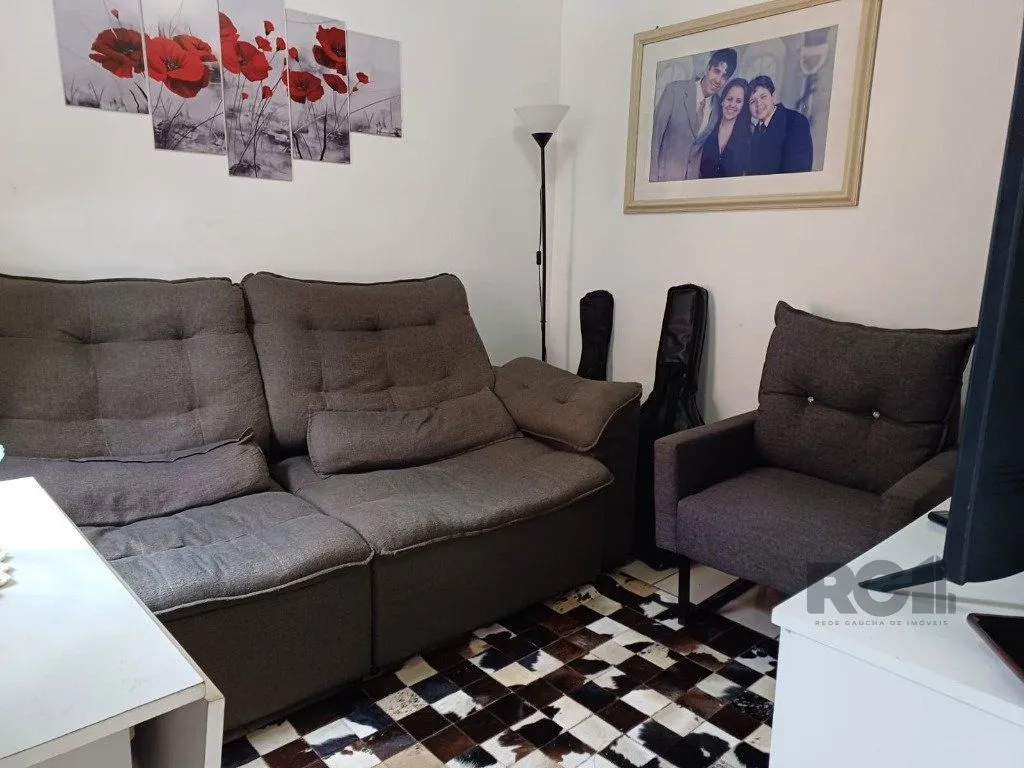 Imagem Casa térrea com edícula aos fundos