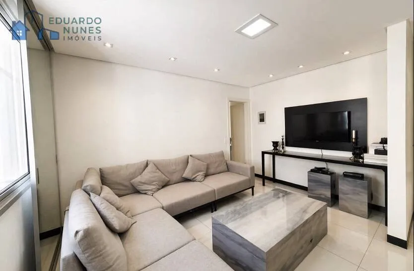 Imagem APARTAMENTO TODO REFORMADO COM 03 QUARTOS, VAGA NO ANCHIETA.