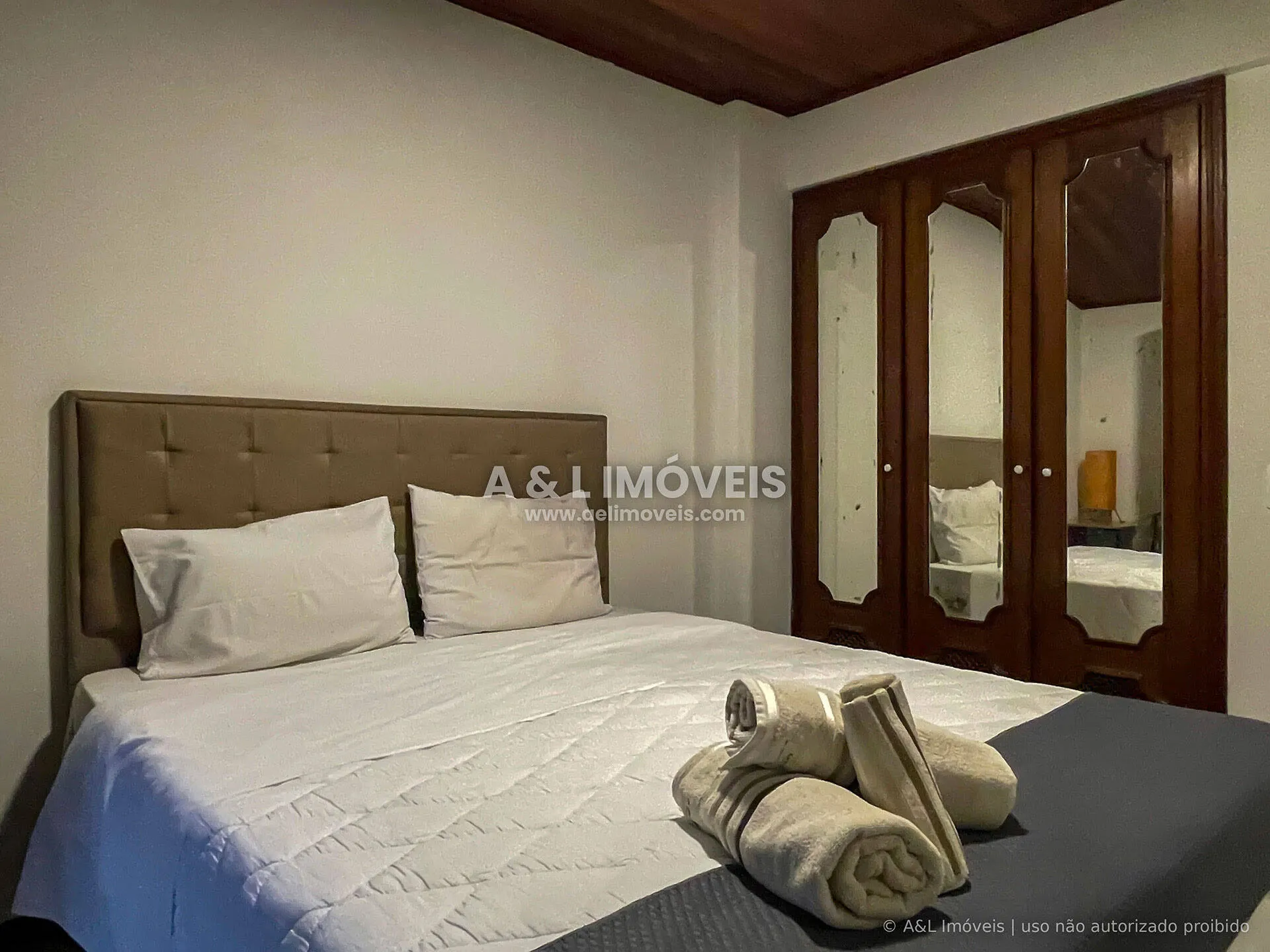 Imagem Cobertura Duplex em Capivari - Lareira, Mezanino e 200 m²