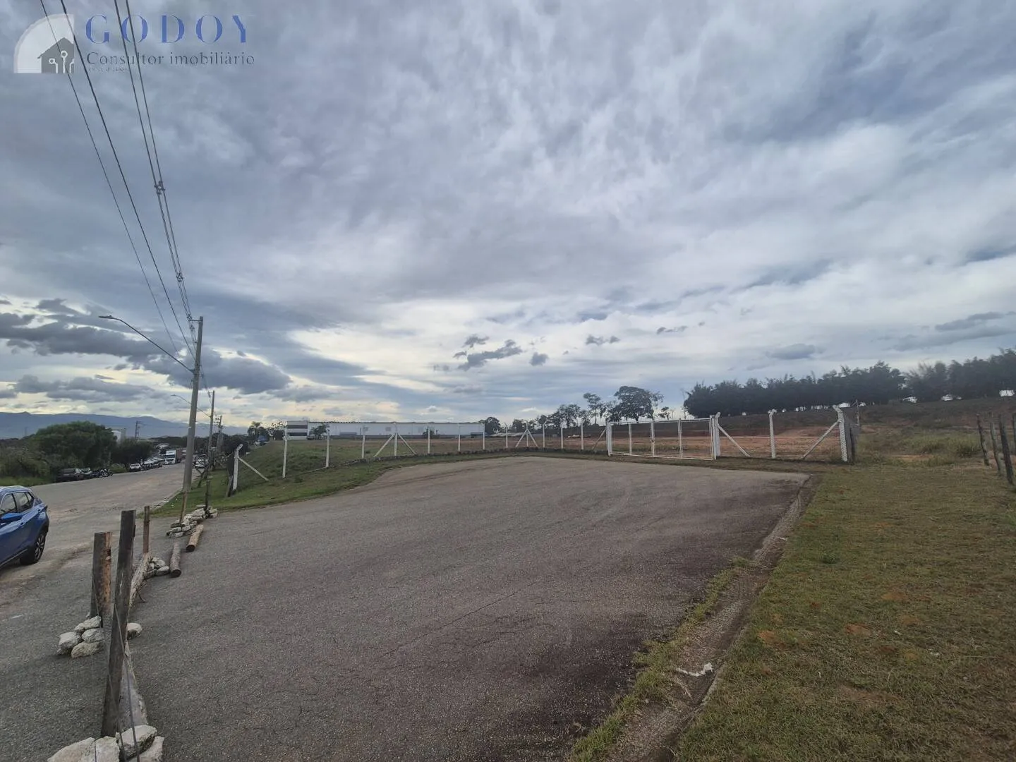 Foto do imóvel Oportunidade Única - Terreno Industrial na Entrada de Pindamonhangaba/SP