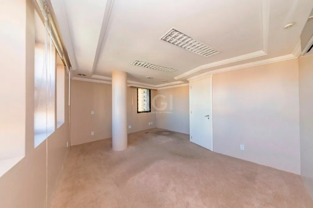 Imagem Conjunto Comercial de 129,57m2 nas Três Figueiras para comprar