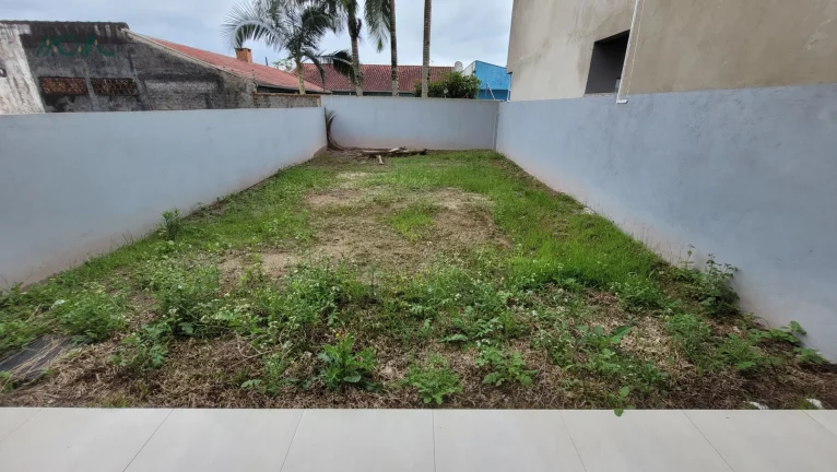 Imagem Sobrado novo na região central de Itapoá