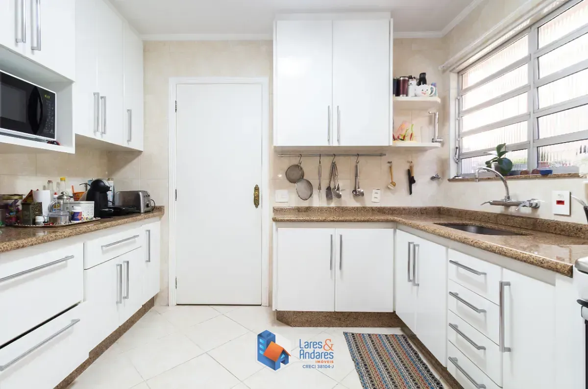 Imagem Sobrado para venda em Vila Madalena com 3 quartos, sendo 1 suíte, 168m²