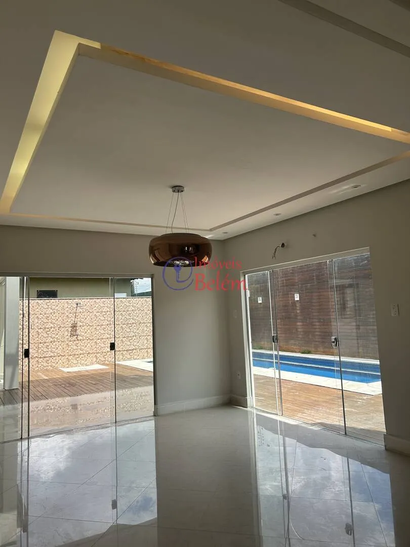 Imagem Mansão 3 Suítes com Piscina e Pé-Direito Duplo - Montenegro Boulevard