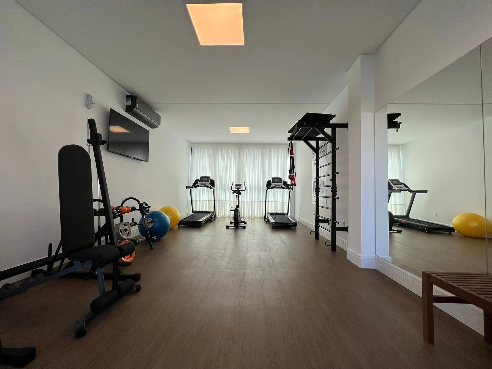 Imagem Apartamento com vista para o mar à venda com 131m2 por R$ 1.950.000,00