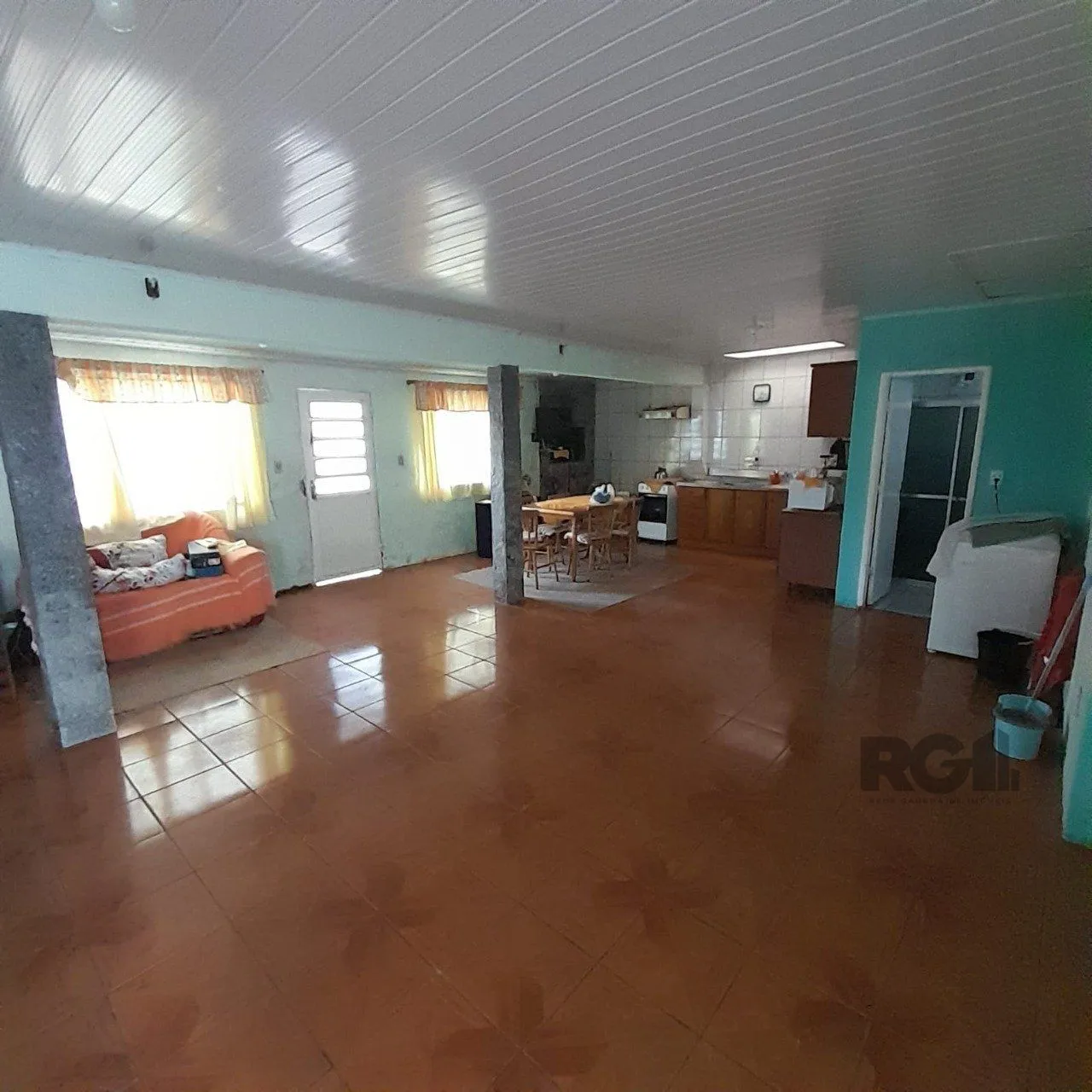 Imagem Casa 2 dormitórios, vaga de garagem, bairro São Judas Tadeu