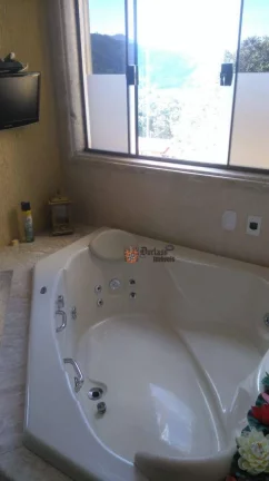 Imagem Lindo Sobrado em Joanópolis - Condomínio na Beira da Represa