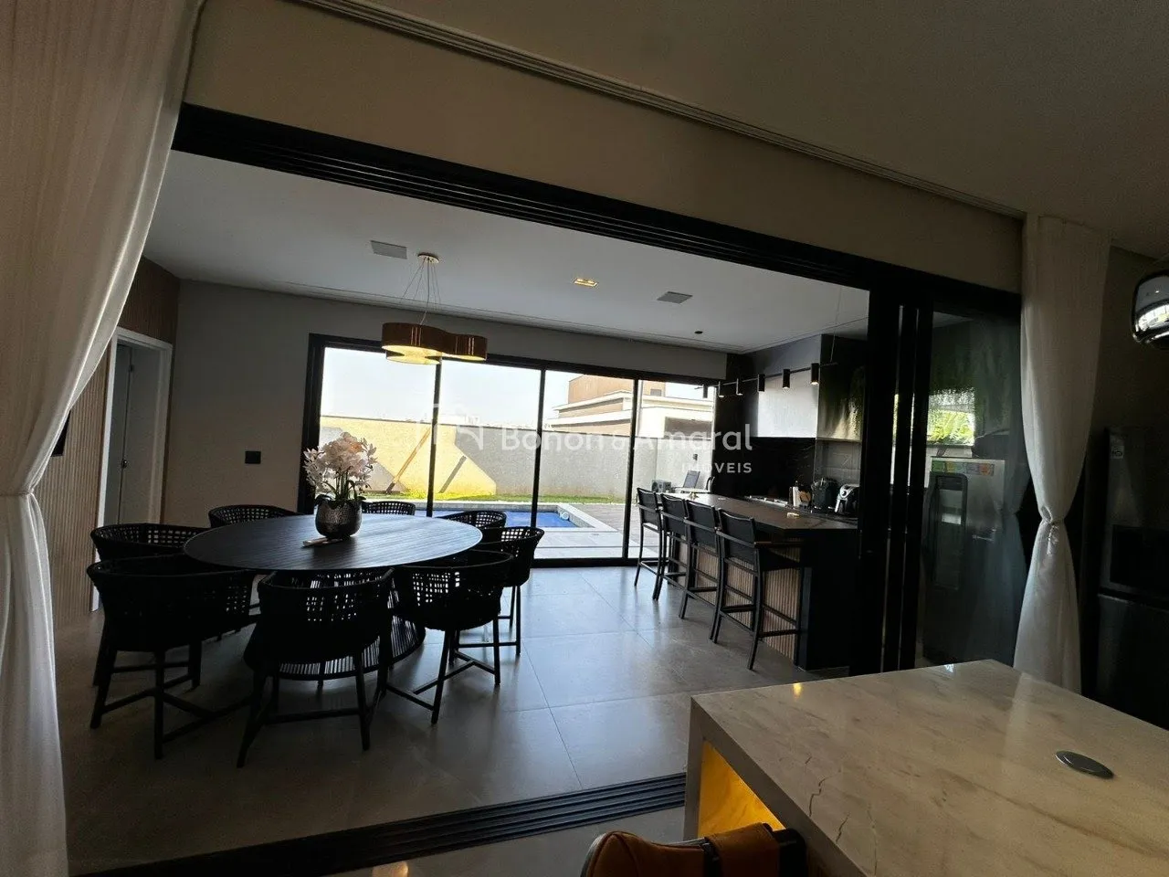 Imagem Casa de aluguel no condominio Arborais em Campinas!!
