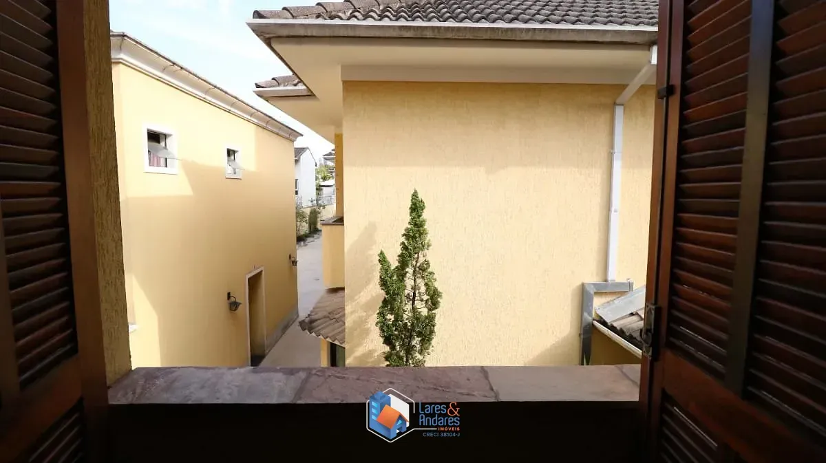 Imagem Casa em condomínio para venda em Vila Anglo Brasileira com 3 quartos, sendo 1 suíte, 131m²