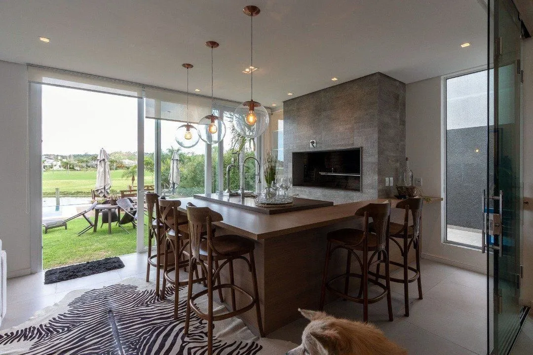 Imagem Casa Condominio Terra Ville para Venda - 339.3m², 4 suites, 6 vagas - e fundo lago.