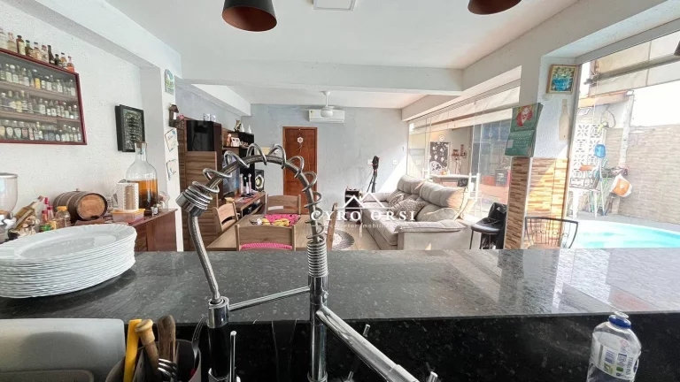 Imagem Casa com 5 dormitórios à venda, 150 m² por R$ 630.000,00 - Vila Industrial - Piracicaba/SP