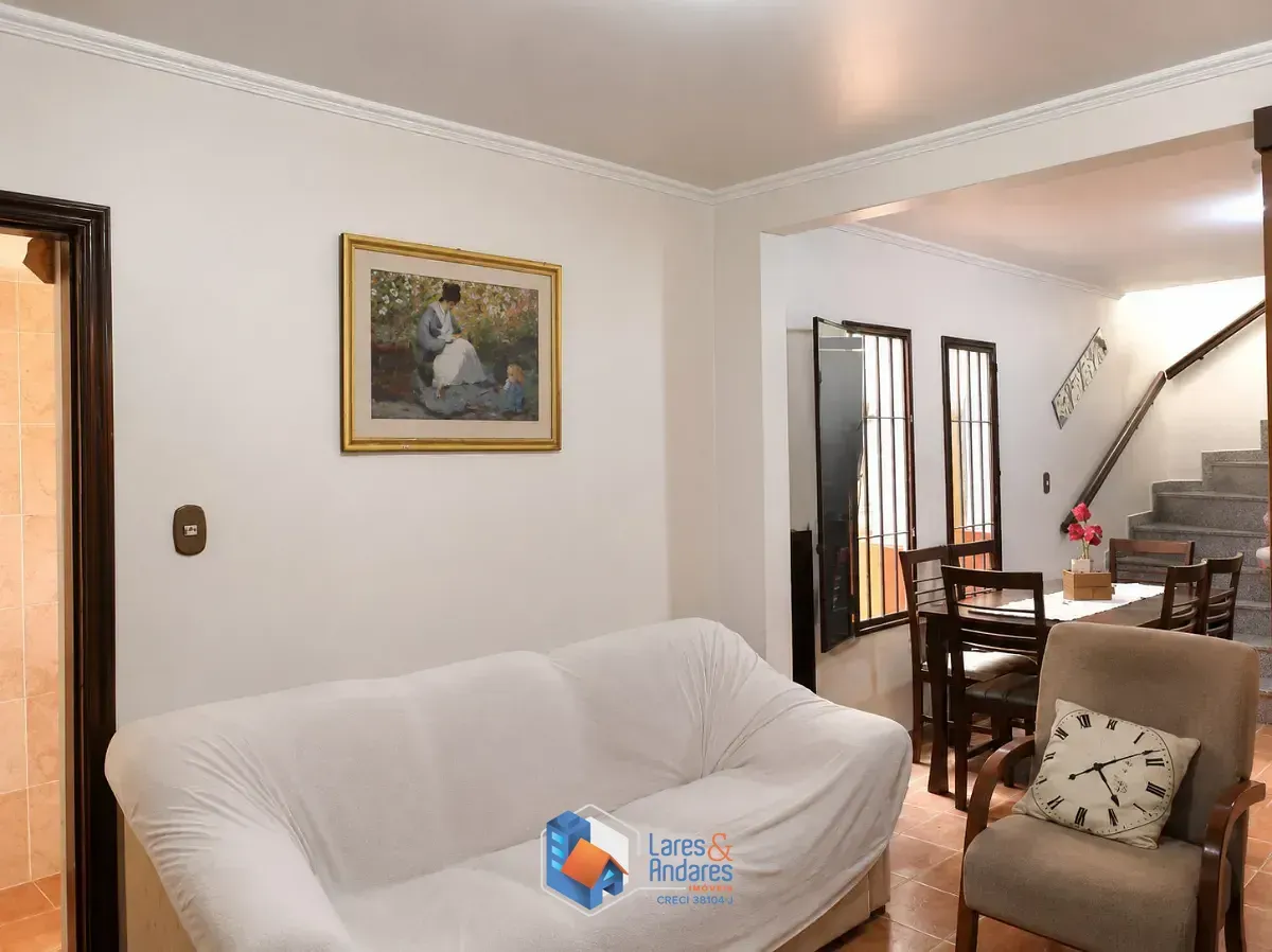 Imagem Sobrado para venda em Jardim Cachoeira com 3 quartos, sendo 1 suíte, 120m²