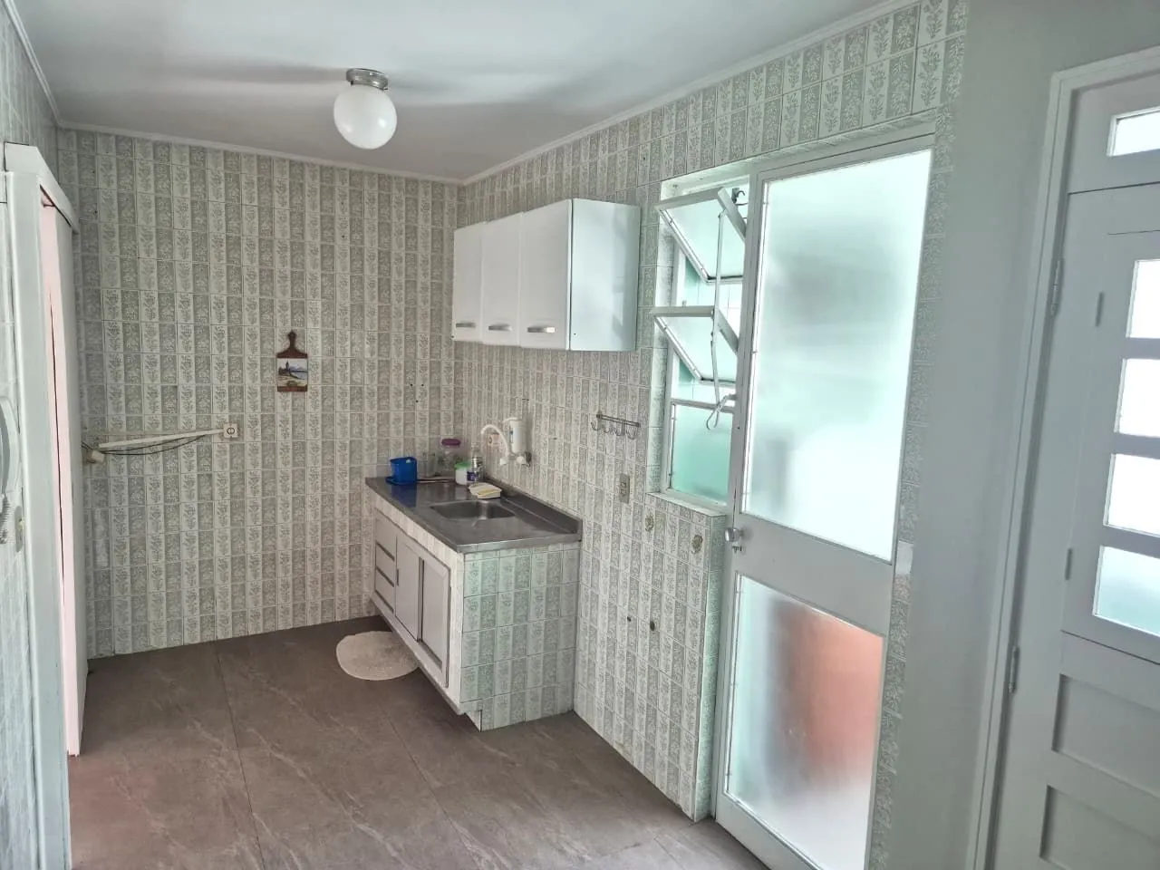 Imagem 3d com vaga e elevador
