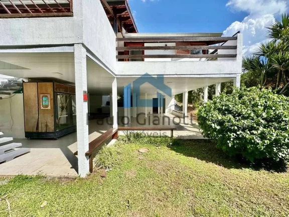 Imagem Casa à venda no Recanto Inpla na Granja Viana