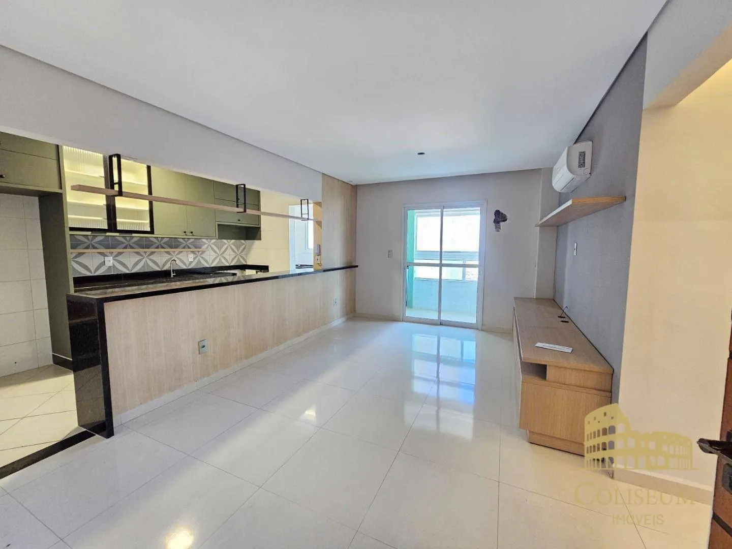 Imagem Apartamento com 2 dormitórios à venda, 86 m² por R$ 550.000,00 - Balneário Flórida - Praia Grande/SP