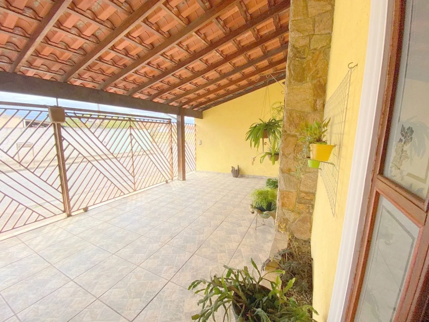 Imagem Casa à venda 03 dormts(01suite) e 04 vgs, Conjunto Habitacional Terra dos Ipês II (Fase II), Pindamonhangaba, SP