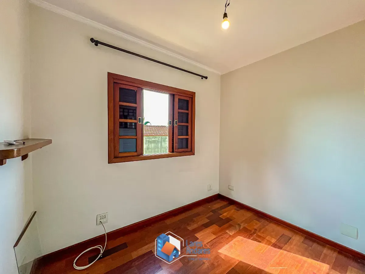 Imagem Sobrado para venda em Jardim Paraíso com 4 quartos, sendo 1 suíte, 218m²