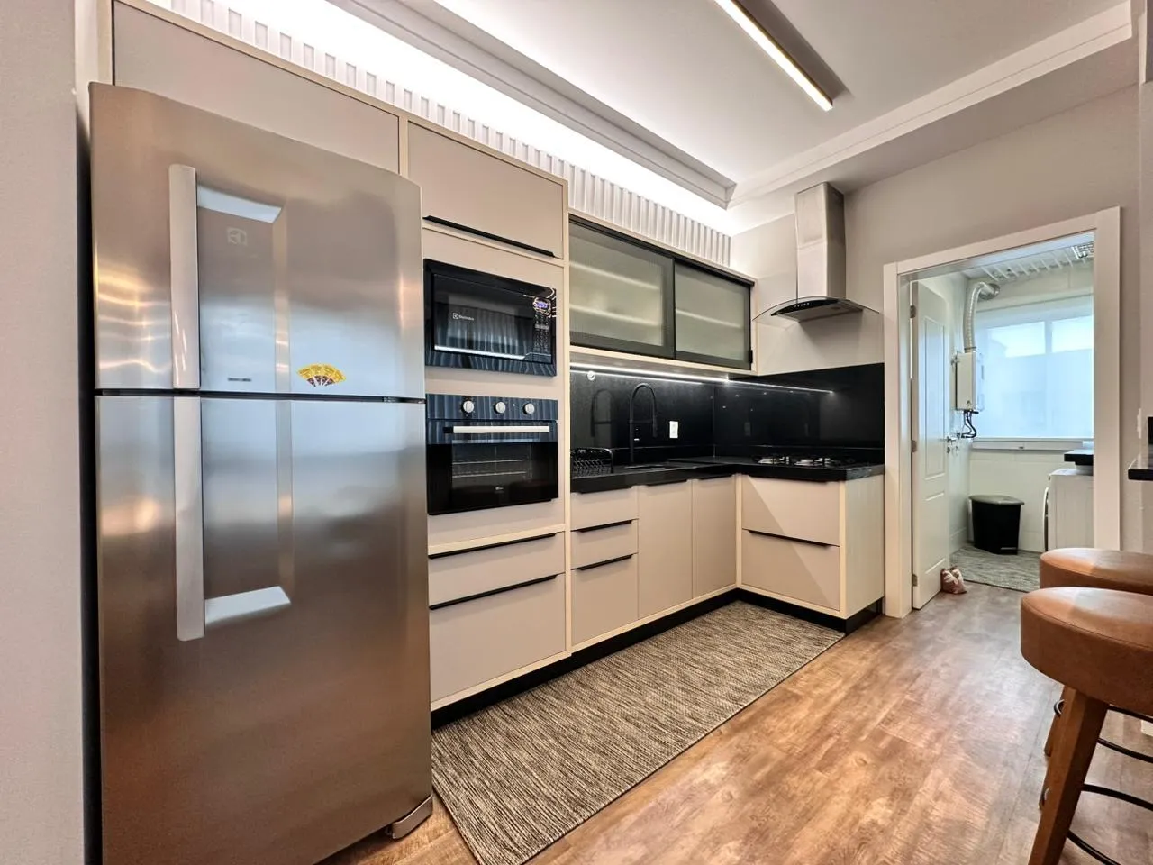 Imagem Apartamento com vista para o mar à venda com 130m2 por R$ 3.200.000,00