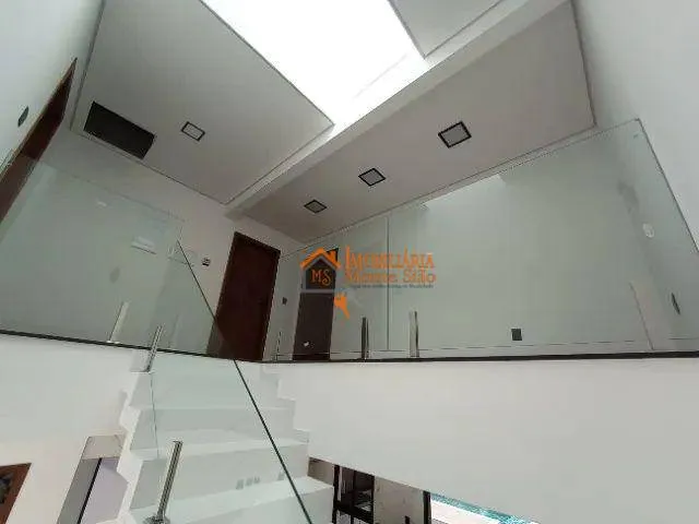 Imagem Sobrado com 3 dormitórios à venda, 240 m² por R$ 2.200.000,00 - Mogi Moderno - Mogi das Cruzes/SP