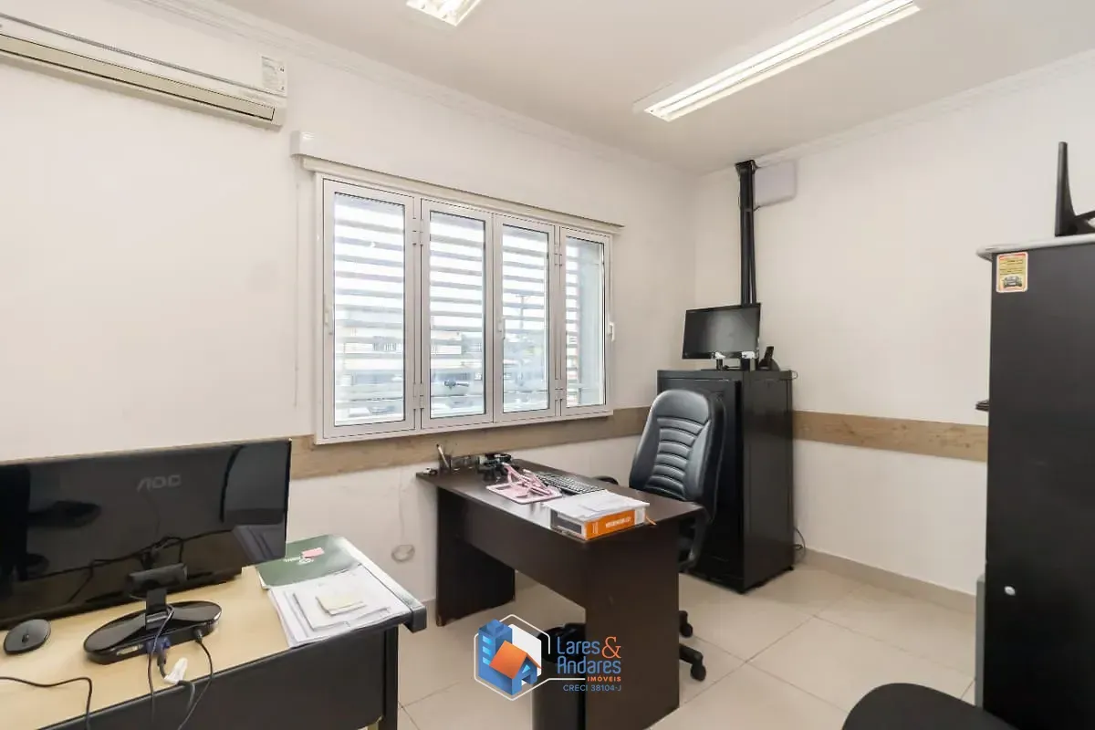 Imagem Casa comercial para venda em Interlagos, 265m²