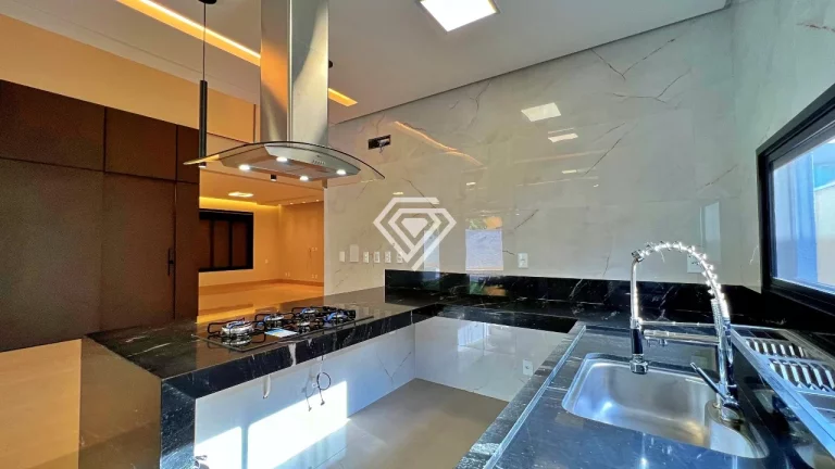 Imagem Sobrado 4 Quartos, 307 m² c/ lazer à venda no Condomínio Privillege