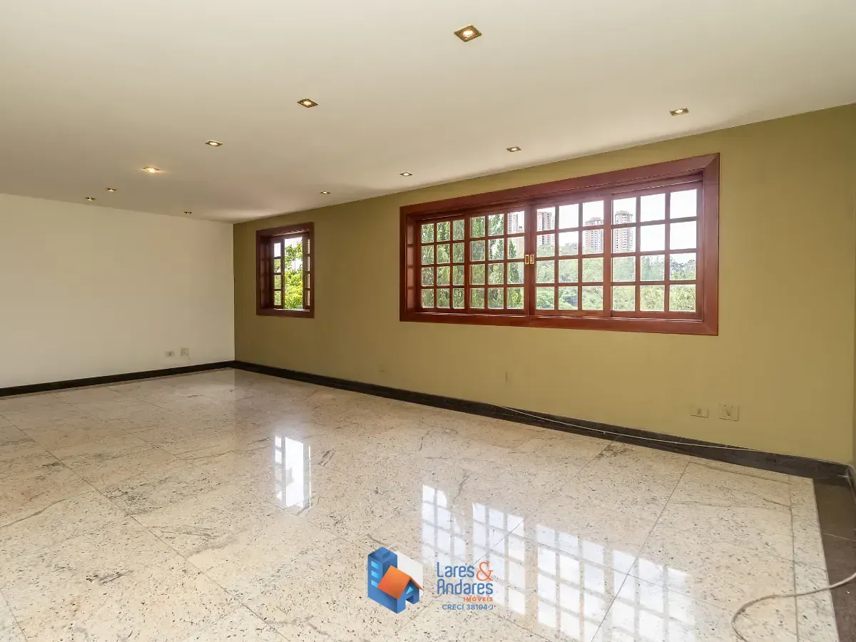 Imagem Casa no condomínio Villa Das Flores para venda com 3 quartos, sendo 3 suítes, 468m²