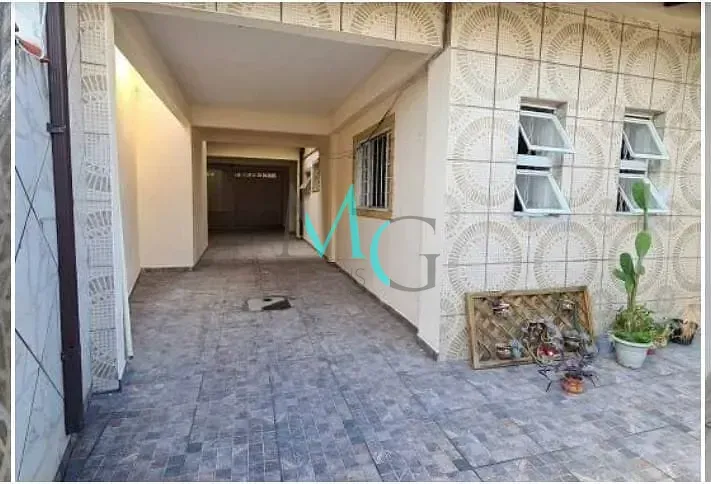 Imagem Casa com 4 dormitórios à venda, 150 m² por R$ 450.000,00 - Campo Grande - Rio de Janeiro/RJ