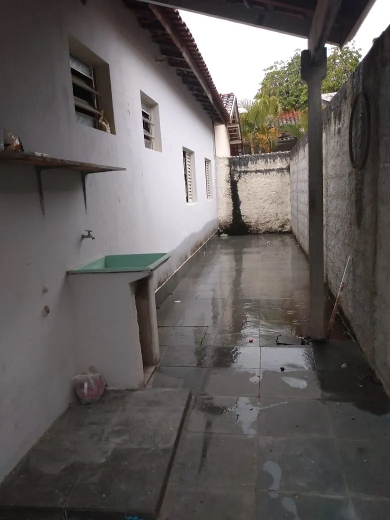 Imagem Casa à venda 3 Quartos, 2 Vagas, 180M², Crispim, Pindamonhangaba - SP