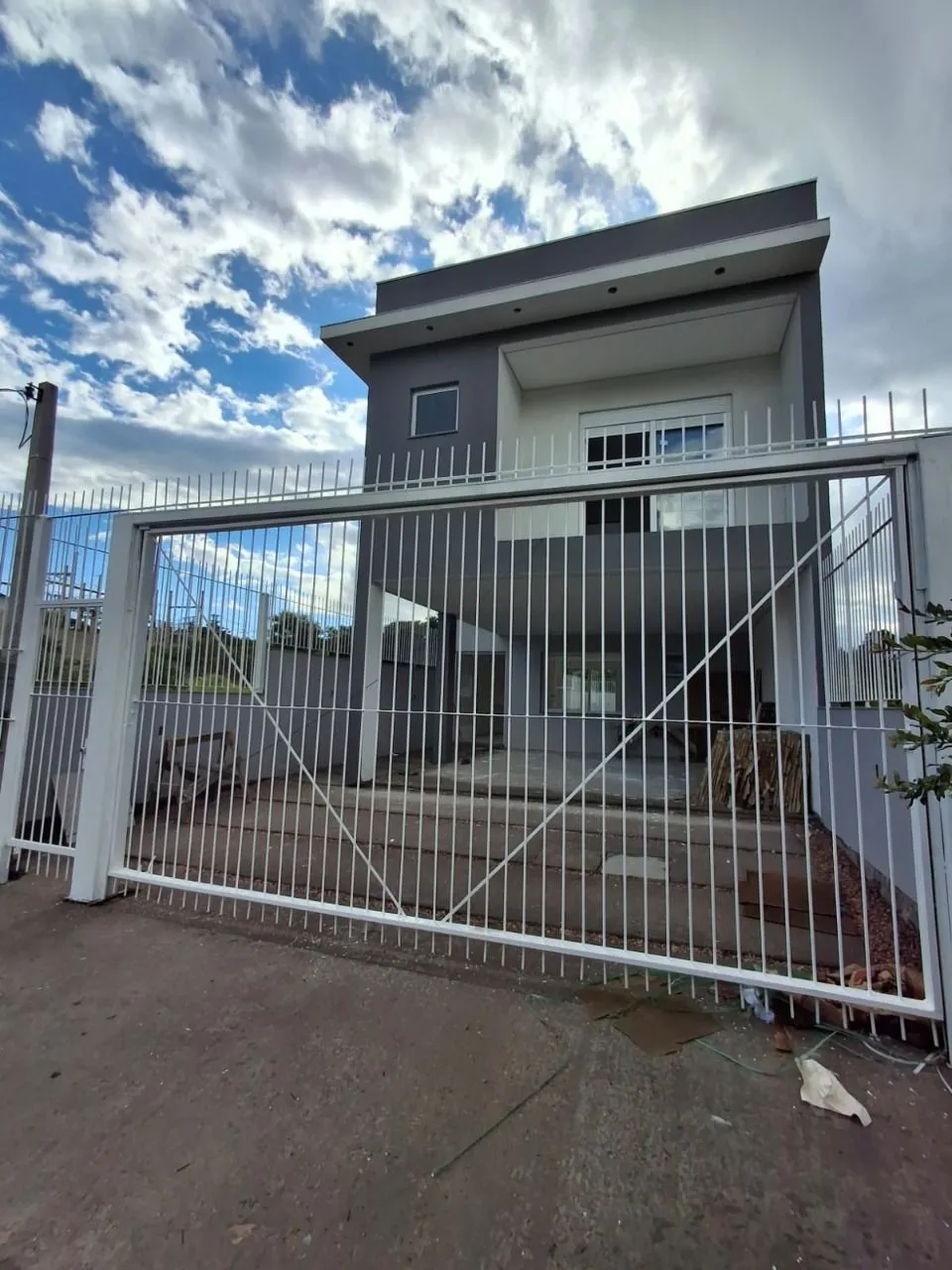 Imagem Casa a Venda no Bairro espirito Santo, Zona Sul de Porto Alegre.