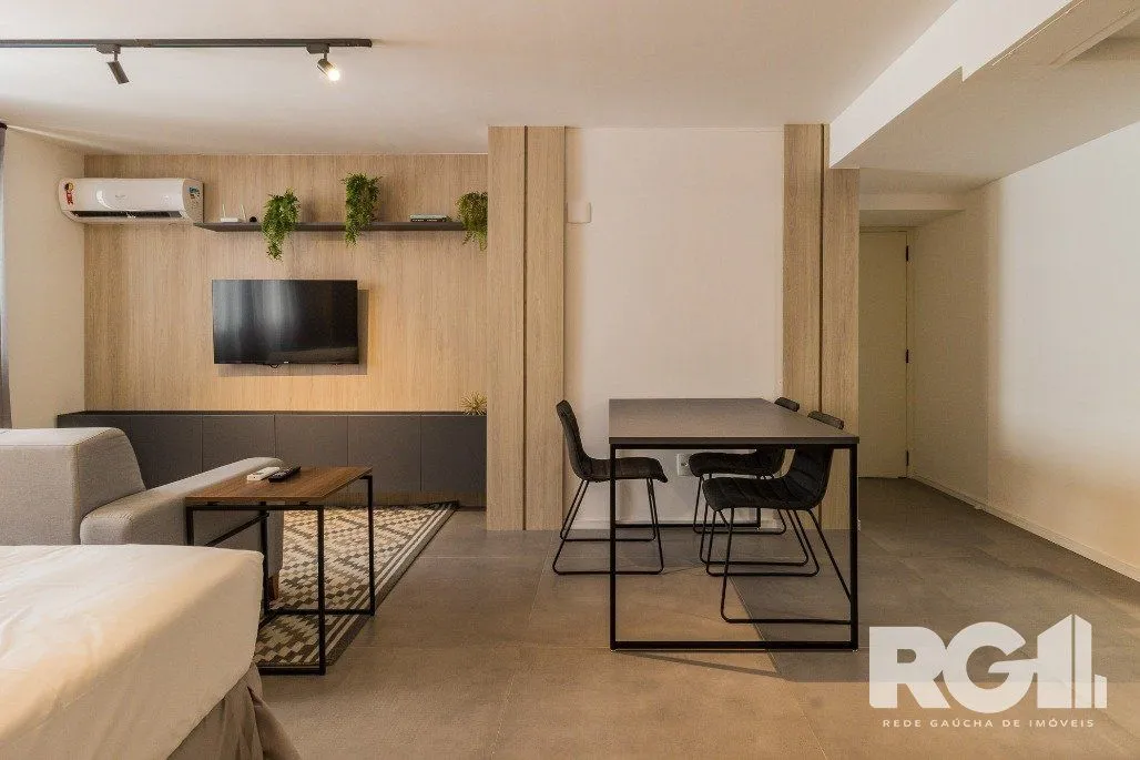 Imagem Apartamento no Duque Center, localizado na Rua Duque de Caxias, Centro Histórico de Porto Alegre, uma das ruas mais charmosas e antigas de Porto Alegre,
