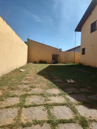 Imagem Casa Sobrado, 5 dormitórios ( 2 suítes), 6 vagas - Jardim Alvorada - Sjc.