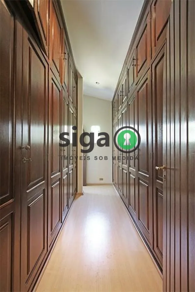 Imagem Casa á Venda no Jardim Marajoara - 450m², 3 quartos, 6 vagas