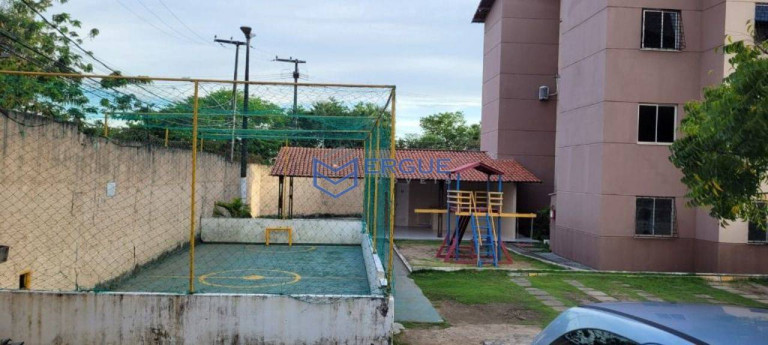 Imagem Apartamento com 2 Quartos à Venda, 45 m² em Itaperi - Fortaleza