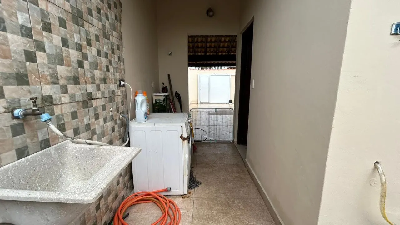 Imagem Casa para Venda em Itanhaém, Cibratel II, 3 dormitórios, 1 suíte, 1 banheiro, 2 vagas