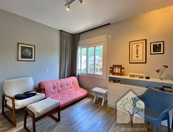 Imagem Linda Casa à Venda no Bairro Itacorubi – Florianópolis-SC