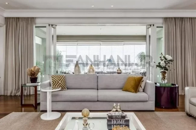 Imagem Descubra o seu novo lar neste incrível apartamento, repleto de uma arquitetura sofisticada que irá encantar você! Aqui, os tons neutros foram meticulo