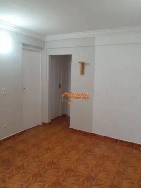 Imagem Apartamento com 2 dormitórios à venda, 45 m² por R$ 170.000,00 - Parque Maria Helena - Guarulhos/SP