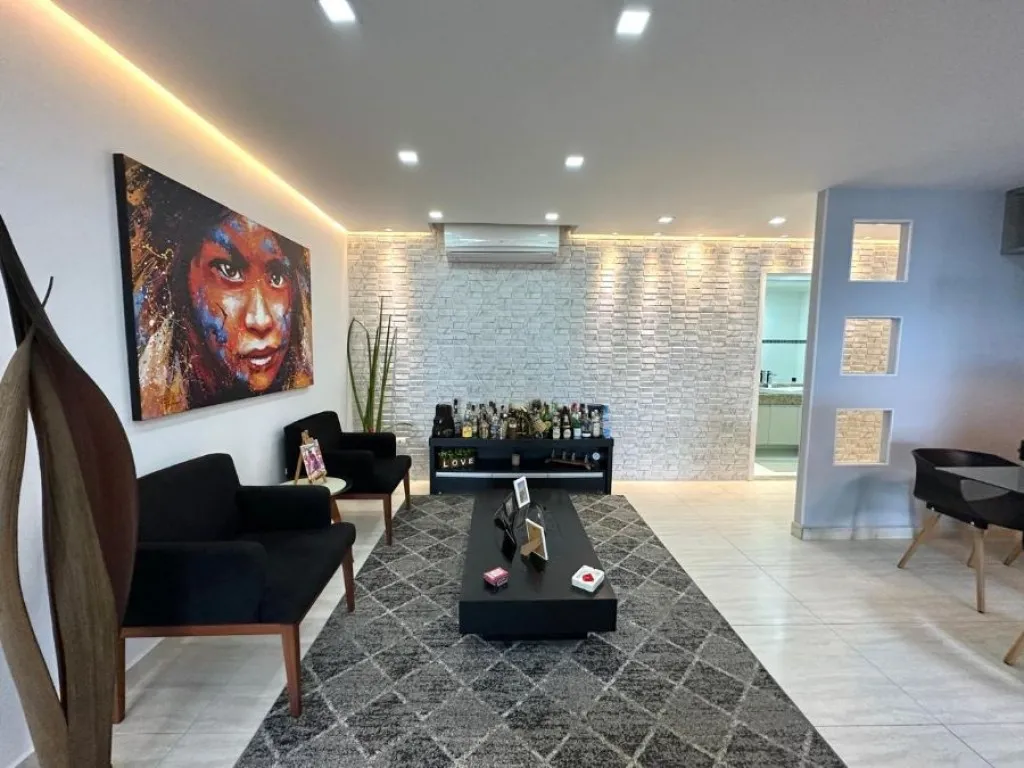 Imagem APARTAMENTO COM 136,00 m² - GUILHERMINA - PRAIA GRANDE SP