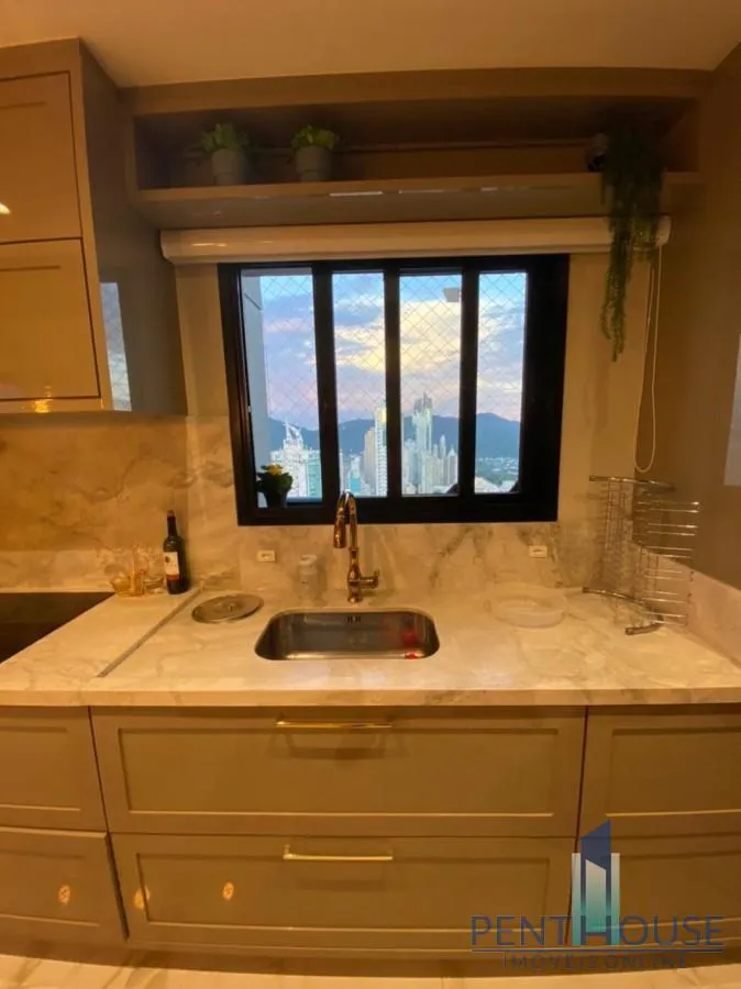 Imagem Apartamento Zona Central para Venda em Balneário Camboriú, BARRA SUL, 4 dormitórios, 2 suítes, 3 banheiros, 3 vagas