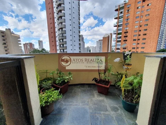 Imagem Vendo SUPER Apartamento na região do Morumbi, um excelente imóvel de 211m², com 3 Dormitorios grandes, sendo 1 Suíte com varanda, Sala de estar e Jantar, Cozinha, Lavanderia com dependência de empregada, banho Social e Lavabo, 3 vagas de garagem cobertas,