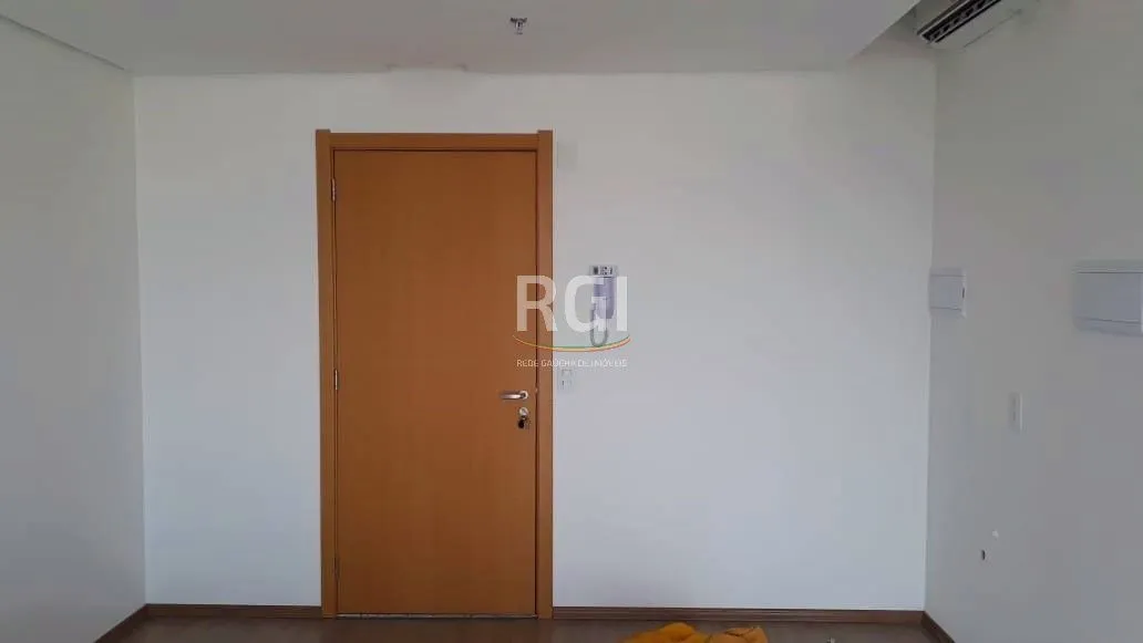 Imagem Conjunto/Sala para Venda - 38.58m², 0 dormitórios, Cidade Baixa