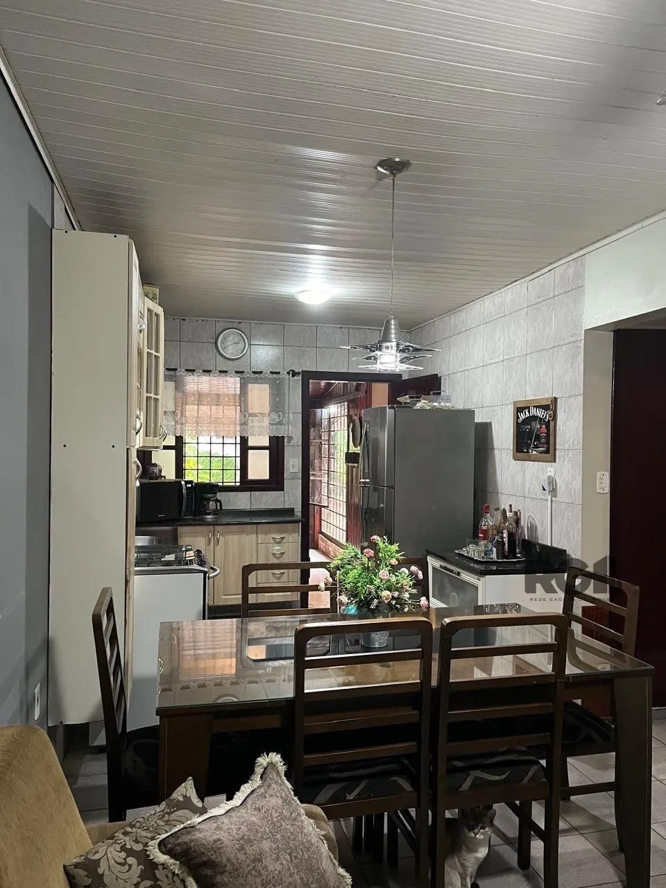 Imagem Casa comercial 2 dormitórios, semi mobiliada, garagem, Bairro Vista Alegre