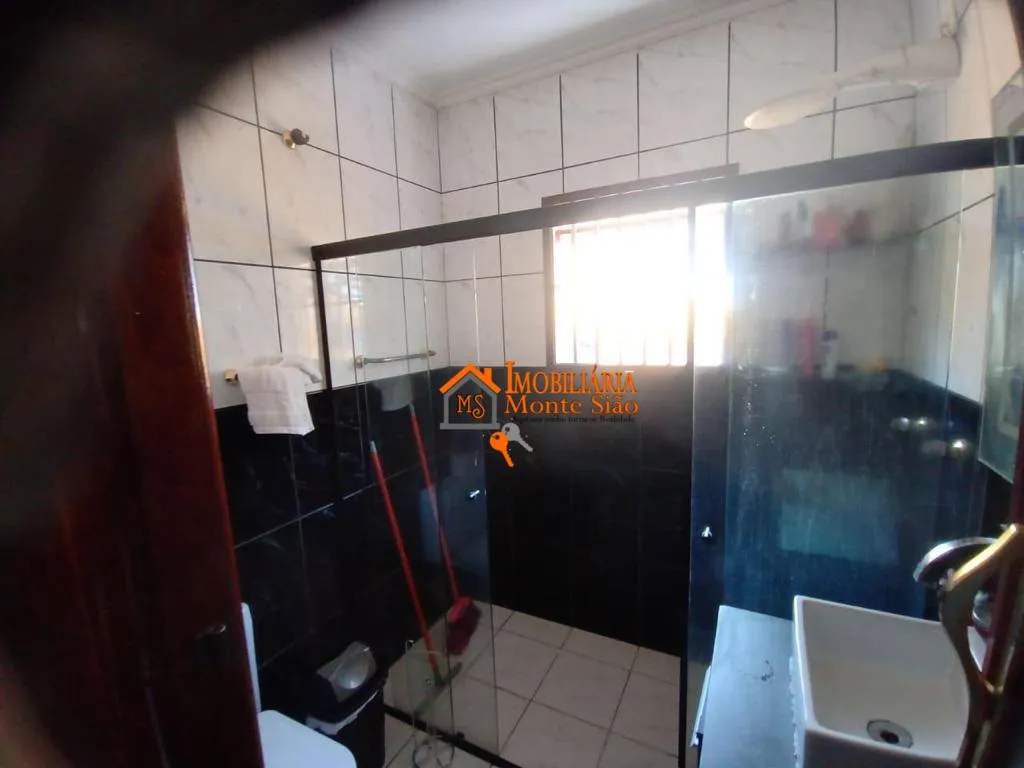 Imagem Casa com 3 dormitórios à venda, 194 m² por R$ 689.000,00 - Vila Rosália - Guarulhos/SP
