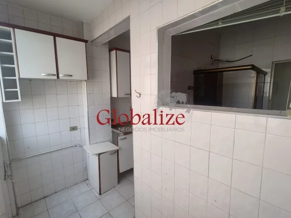Imagem Sala living muito espaçosa e reformada em andar alto no bairro do José Menino em Santos (SP) por R$.285.000,00 !